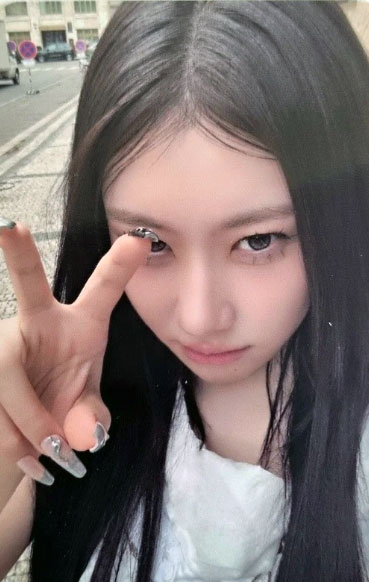 Selfie Photocard A
