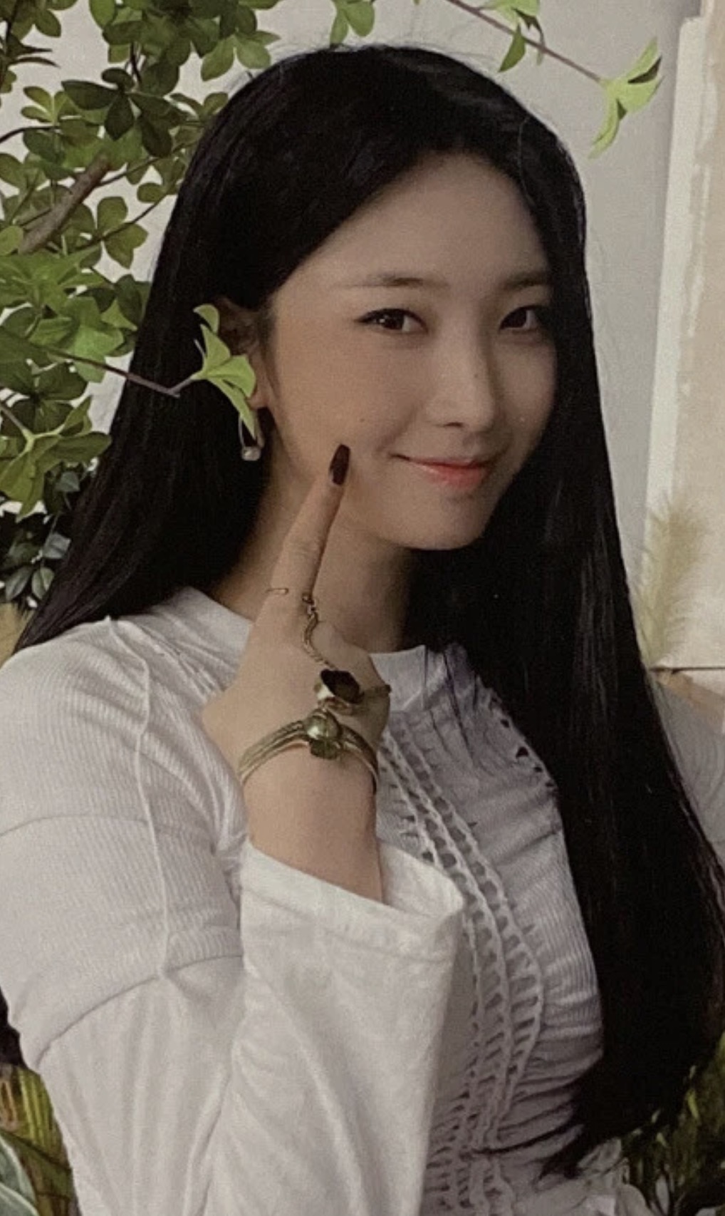 Sihyeon Everglow photocard from Photocard