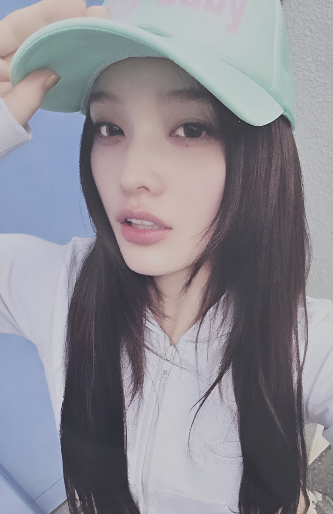 Wonhee ILLIT photocard from Lucky Draw