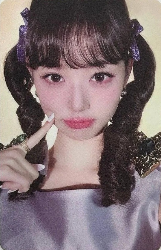 Wonyoung IVE photocard from Photocards