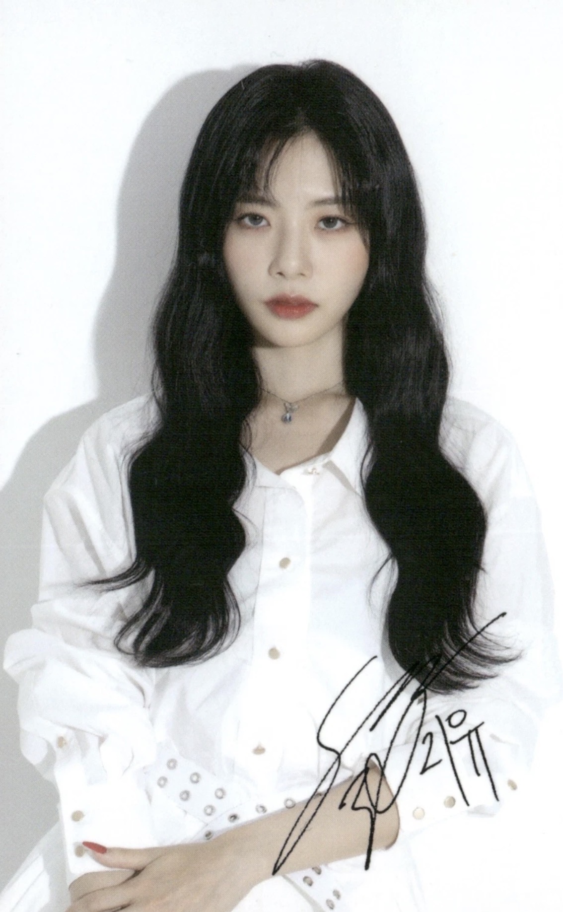 JiU Dreamcatcher photocard from Body Mist/Hand Cream purchase benefit