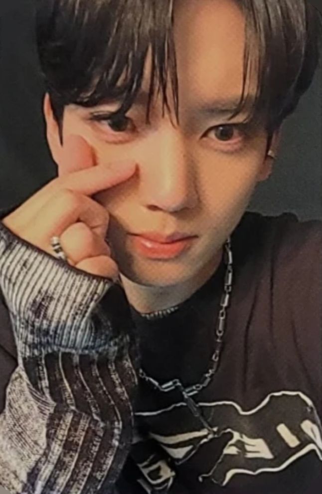 Mwave 1.0 Giveaway Event