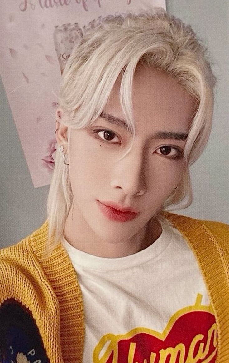 Ricky ZEROBASEONE photocard from Fancon 23.03