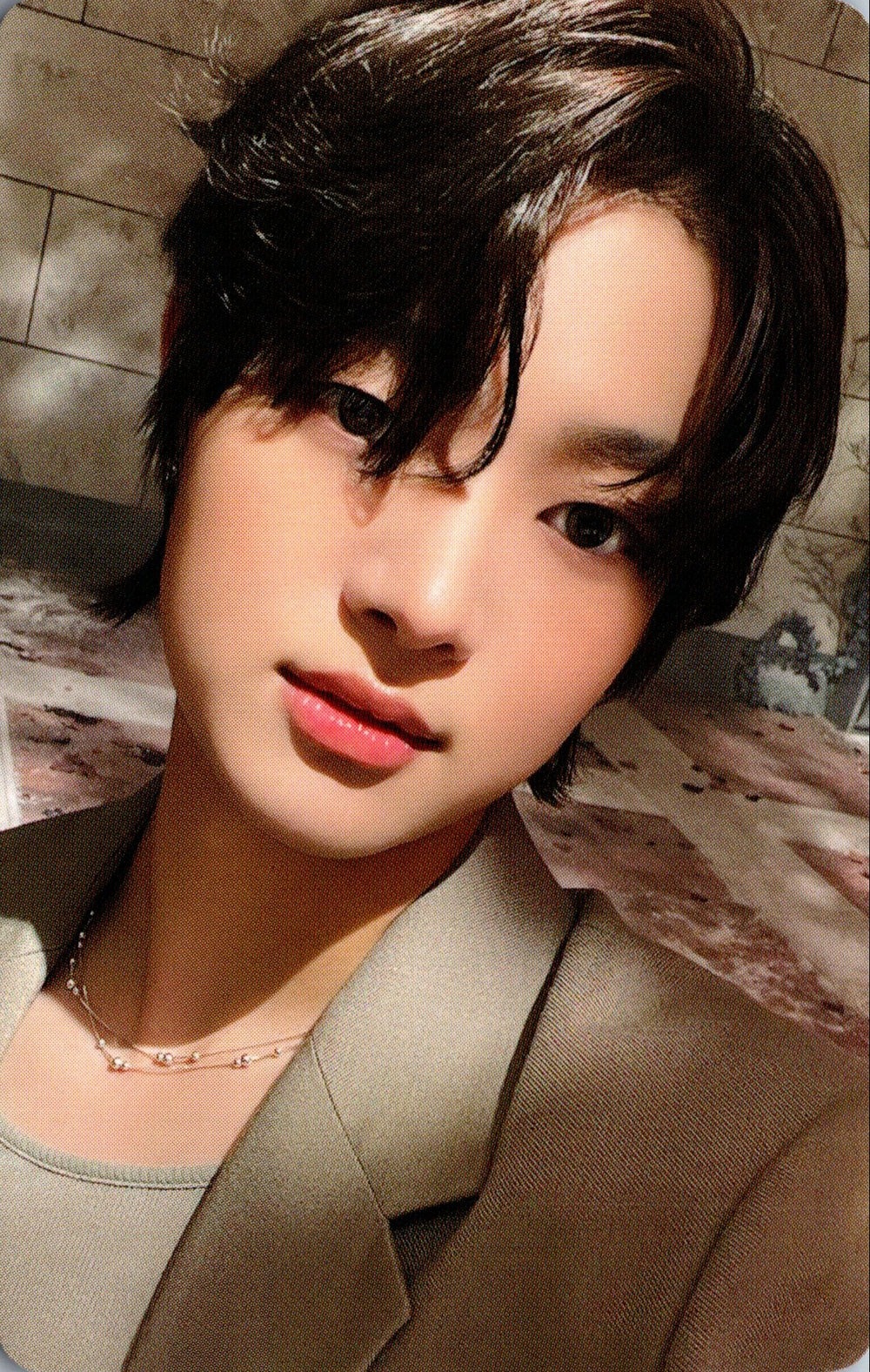Weverse 1.0 Preorder Benefit