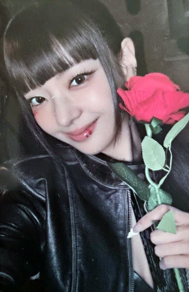Selfie Photocard B