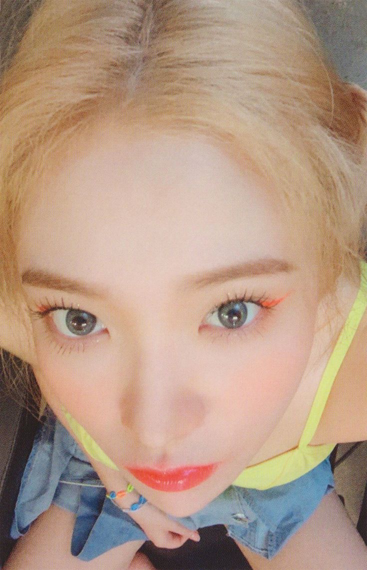 Yeri Red Velvet photocard - The ReVe Festival:
Day 2 Photocard