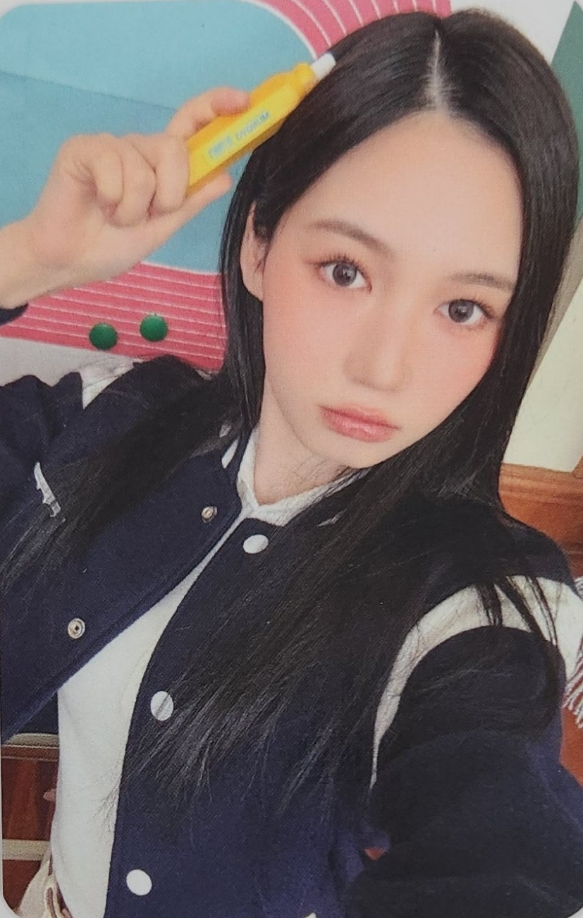 Yeowon USPEER photocard from Benefit