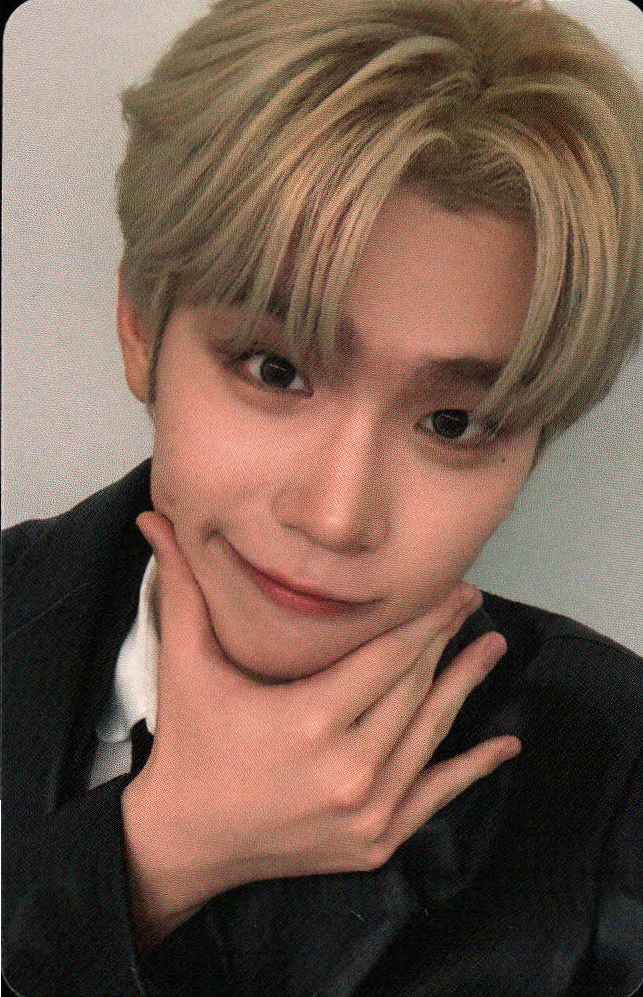 2026 Season's Greetings Apple Music Preorder