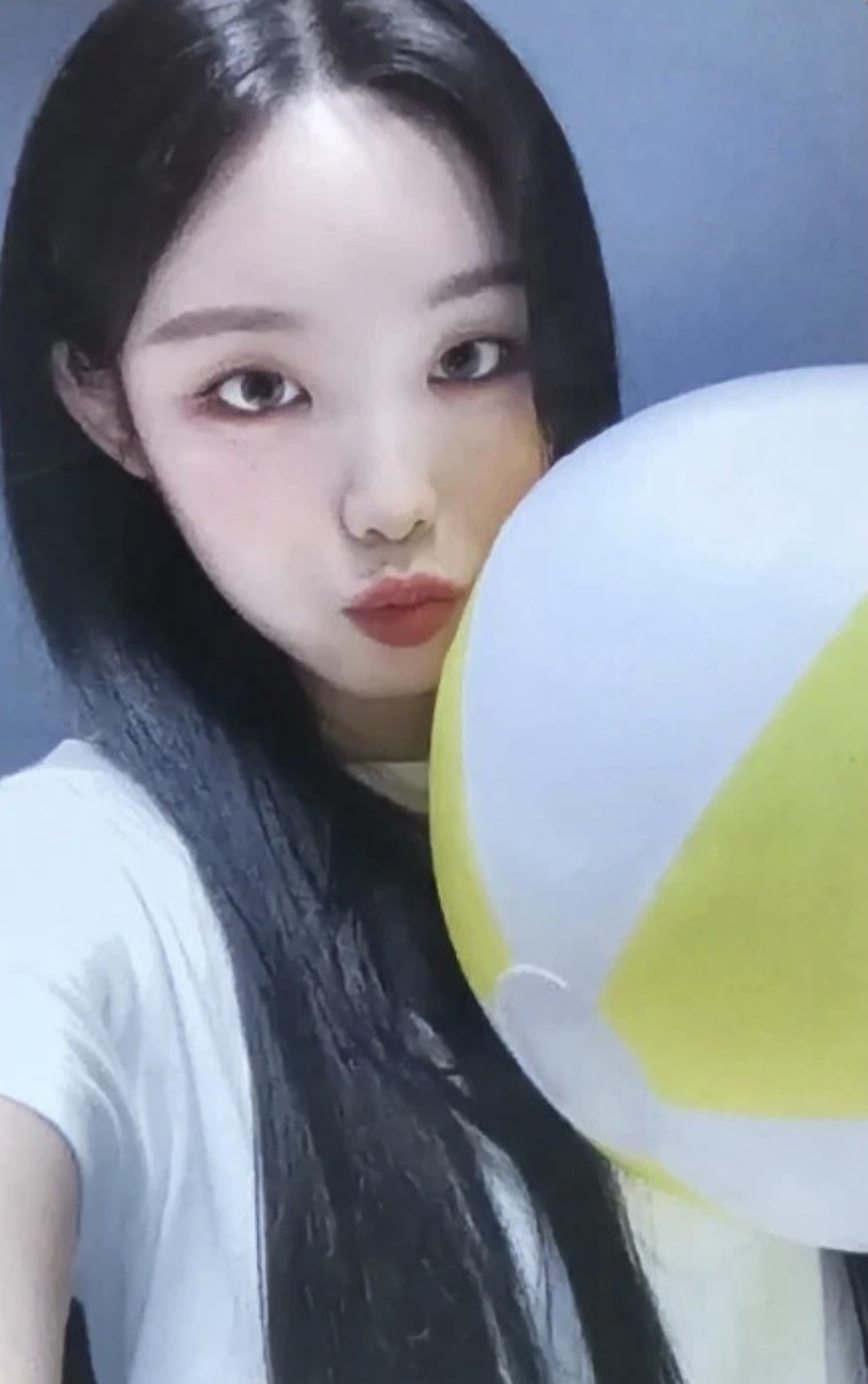 Suhyeon Billlie photocard - track by YOON : Patbingsu Photocard
