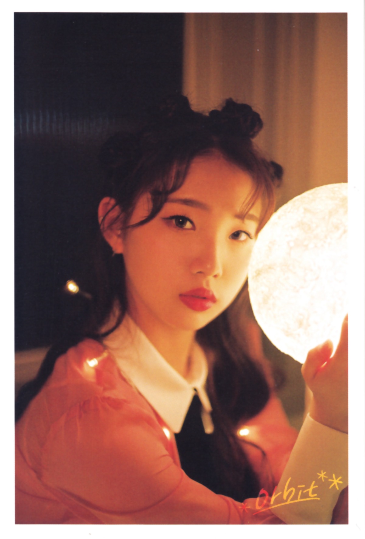 Yeojin LOONA photocard from Orbit Postcard Set