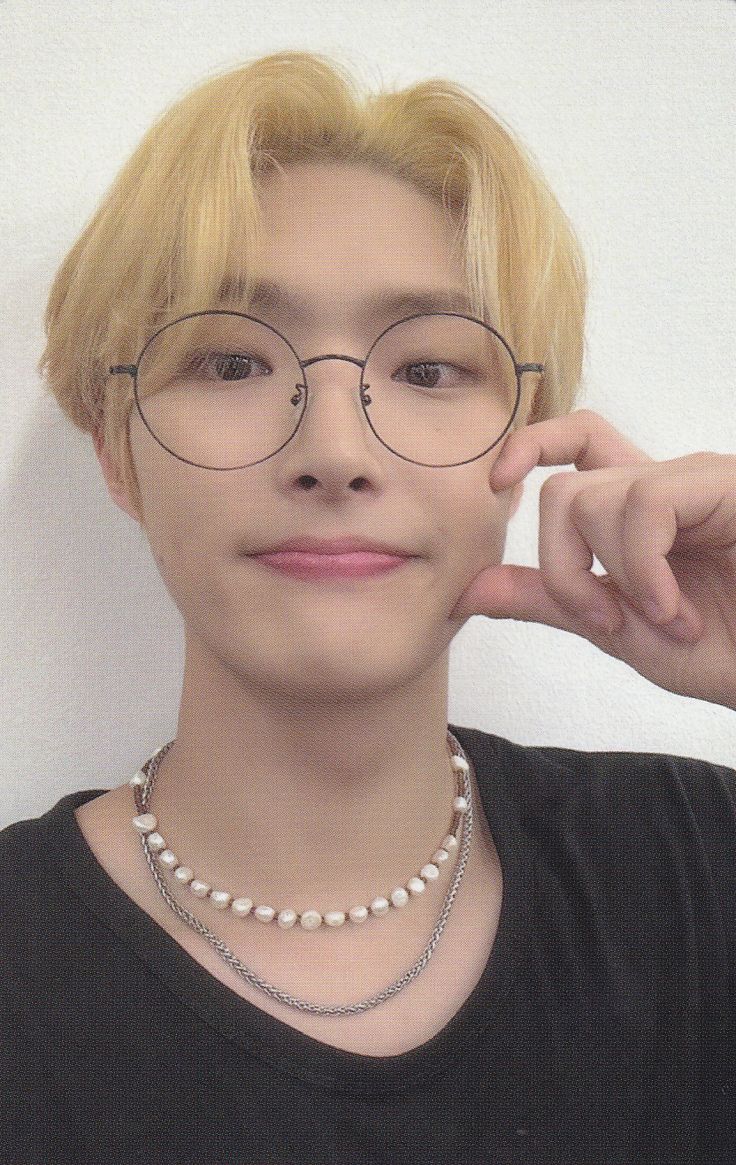 Mingi ATEEZ photocard from US exclusive