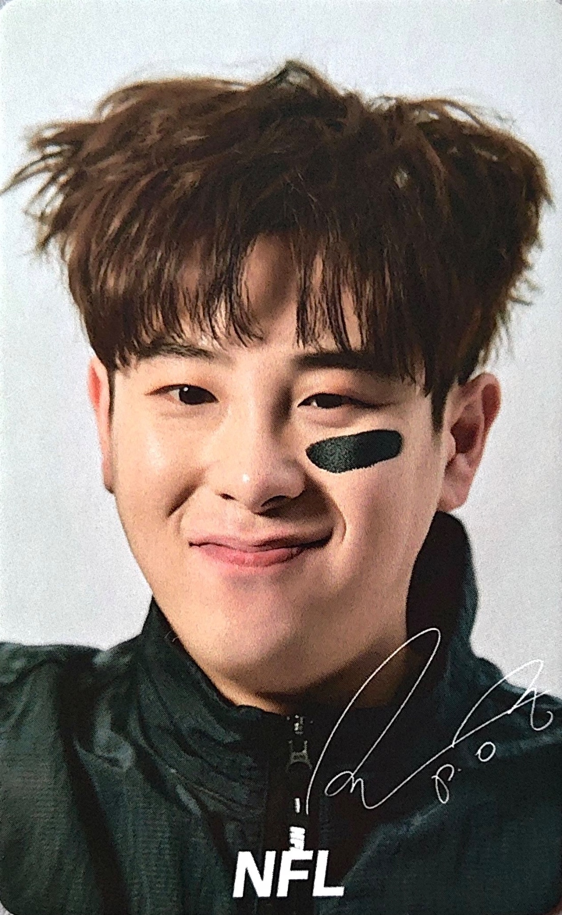 NFL x P.O 50k Won Photocard