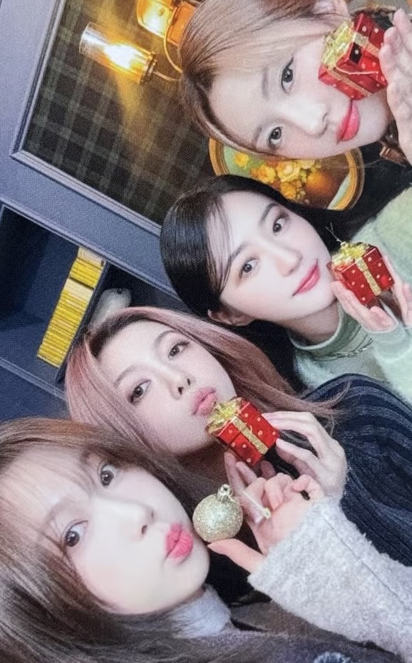  Dreamcatcher photocard - My christmas sweet love Benefit