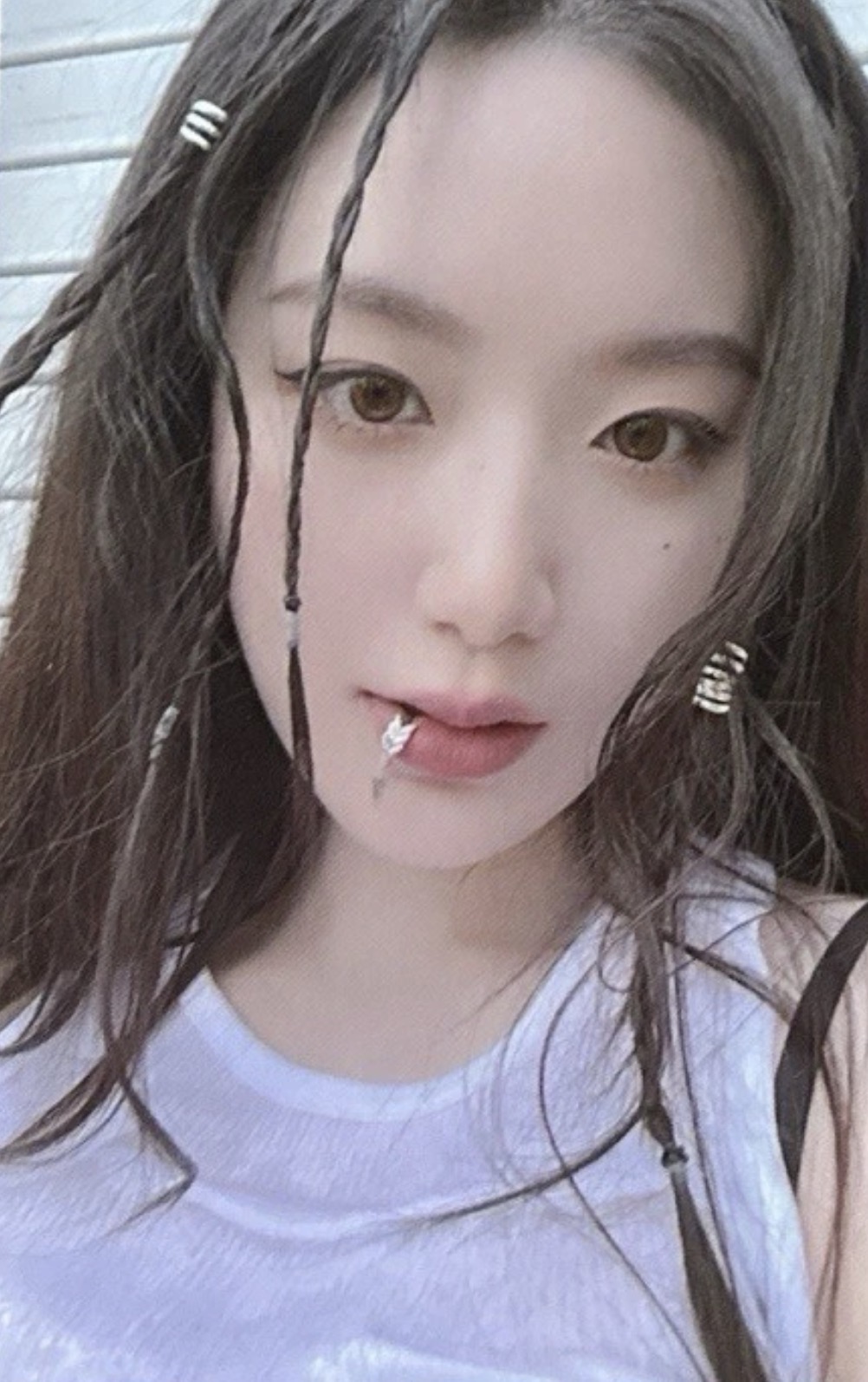Shuhua I-DLE photocard from Photocard