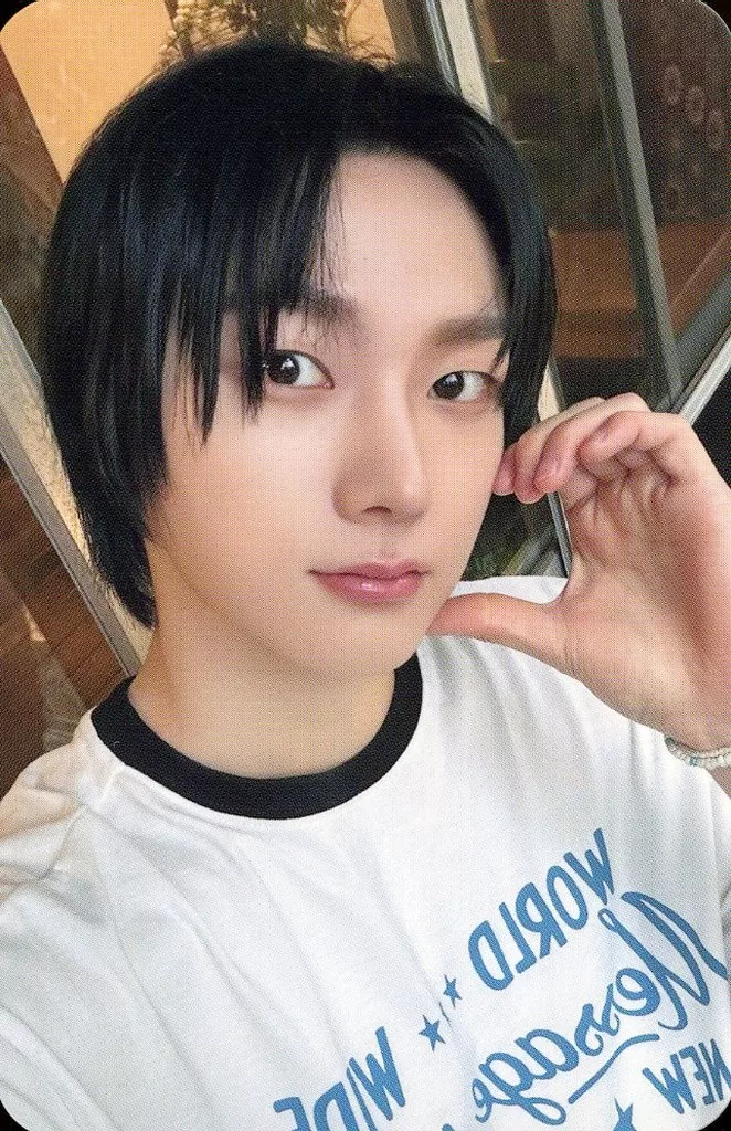 Sungho BOYNEXTDOOR photocard from Photocard