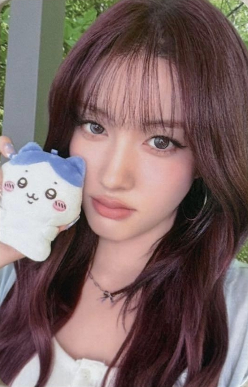 Yoon STAYC photocard from Offline