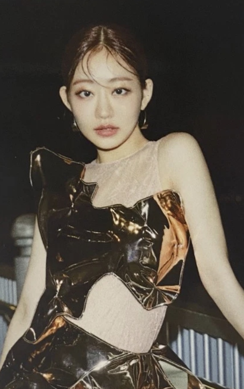 Julie KISS OF LIFE photocard from Qr card